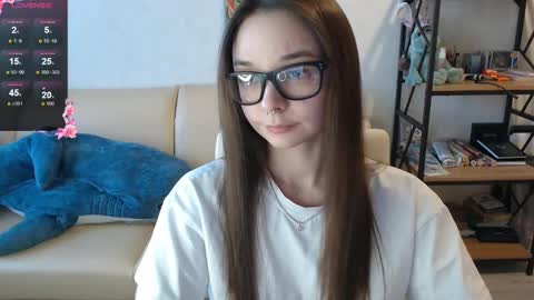 Mila online show from December 11, 11:30 am