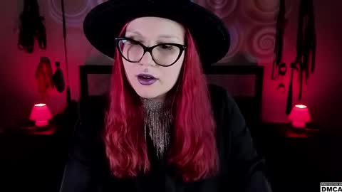 Goddess Amanita online show from February 6, 10:04 am