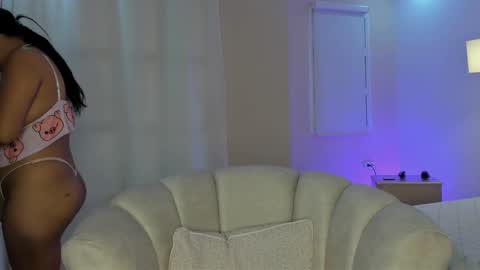 Snapshot of amannda_7 chatting on March 2, 10:56 pm Amanda online show from March 2, 10:56 pm