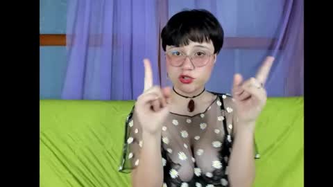 Amapola online show from September 14, 12:41 am
