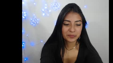 Snapshot of amaraa_4 chatting on October 8, 5:45 am amaraa_4 online show from October 8, 5:45 am