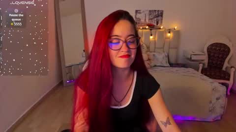 amaraa_couper1 online show from November 18, 3:07 am