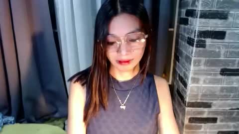 BELLA online show from February 24, 2:49 pm