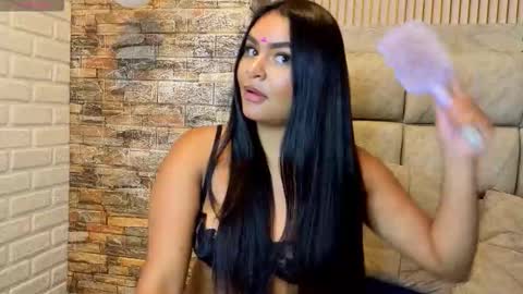 amarahanks_ online show from January 9, 8:46 pm