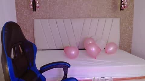 Snapshot of amaranta_carey chatting on October 1, 1:43 am amaranta_carey online show from October 1, 1:43 am