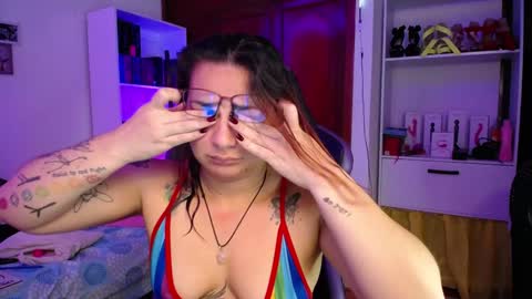 Snapshot of amarantha666 chatting on December 14, 9:56 pm Susan online show from December 14, 9:56 pm