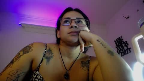 Susan online show from February 15, 5:01 pm