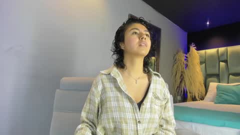 Emily online show from February 6, 11:09 am
