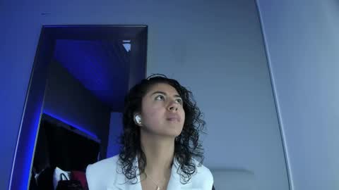 Emily online show from February 2, 10:58 am