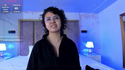 Emily online show from December 14, 12:23 pm