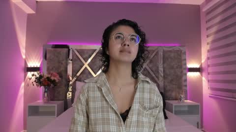 Emily online show from January 28, 1:16 pm
