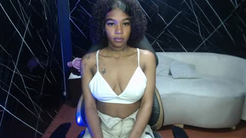 Amari  online show from July 1, 1:10 pm