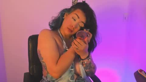 Snapshot of amaryllis_vizcaya chatting on March 10, 8:45 pm Katt online show from March 10, 8:45 pm