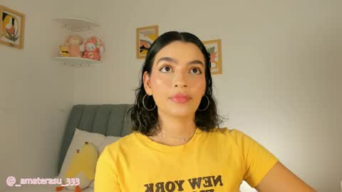  Mar  independent model  online show from March 22, 2:50 am