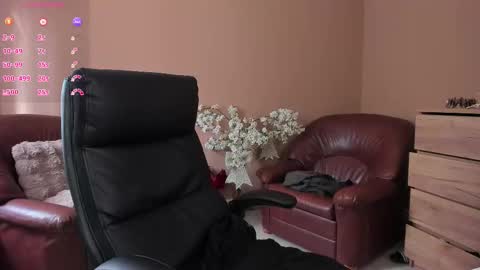 amateur_fitbabex online show from March 14, 7:31 am