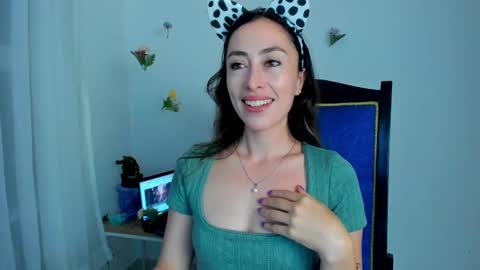 Snapshot of amatista_4 chatting on February 19, 10:45 am Amatista online show from February 19, 10:45 am