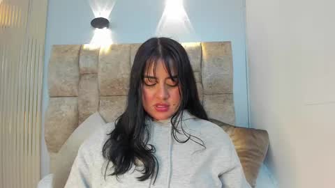 Snapshot of amatista__smith chatting on October 17, 1:09 am AMATISTA online show from October 17, 1:09 am