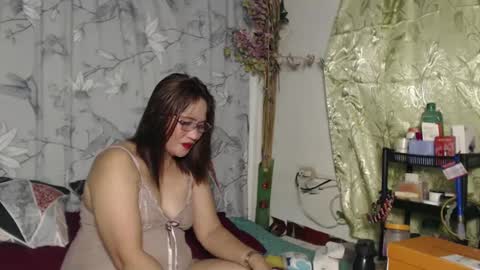 amazing angel online show from January 3, 7:18 pm