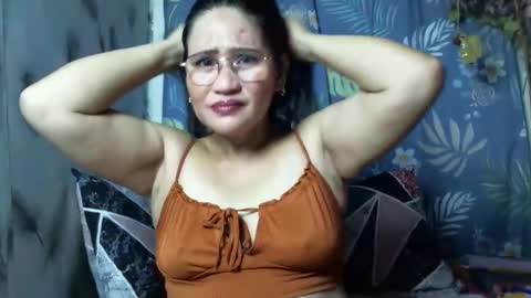 amazing angel online show from September 11, 9:15 pm