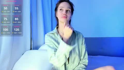 Snapshot of amazing_panacea chatting on October 25, 7:54 pm Alice online show from October 25, 7:54 pm