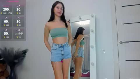 Snapshot of amazing_panacea chatting on October 11, 7:16 pm Alice online show from October 11, 7:16 pm