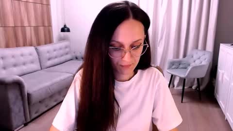 Snapshot of amazingeyes89 chatting on September 9, 2:06 pm Izza online show from September 9, 2:06 pm