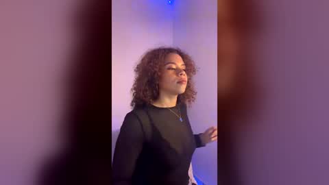 Sonie online show from July 1, 2:33 am