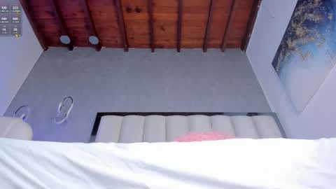 Ambar online show from February 10, 7:39 pm