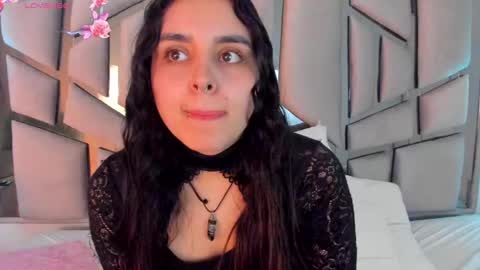   online show from January 20, 7:04 pm