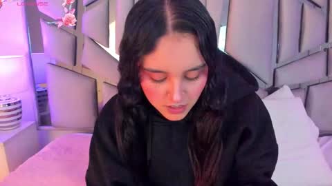   online show from January 17, 7:05 pm