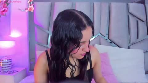   online show from February 19, 7:27 pm