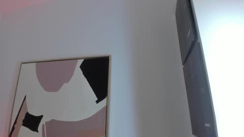 ambarevans_ online show from January 9, 11:47 am