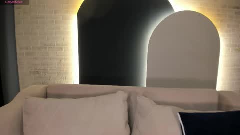 Ambar  online show from March 25, 11:57 am