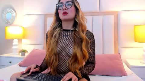 AmbarSantany  online show from November 16, 12:23 am