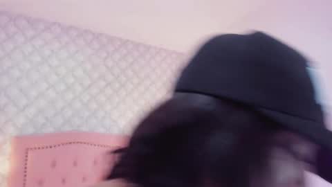 amber  ferrera online show from February 3, 8:12 pm