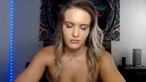 Amber online show from January 15, 3:07 pm