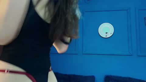 Snapshot of amber_blunt_ chatting on October 28, 5:19 pm Amber online show from October 28, 5:19 pm