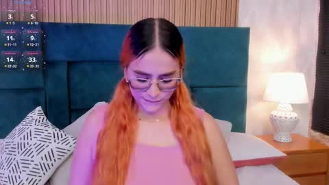 Emily online show from October 1, 6:46 pm