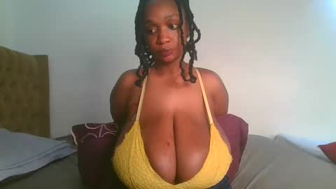 Snapshot of amber_melons chatting on January 28, 6:07 pm melons online show from January 28, 6:07 pm