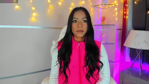 Tell me Amber online show from December 18, 3:47 am