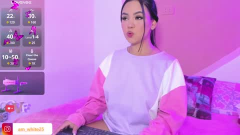 amber_white25 online show from January 28, 2:43 am