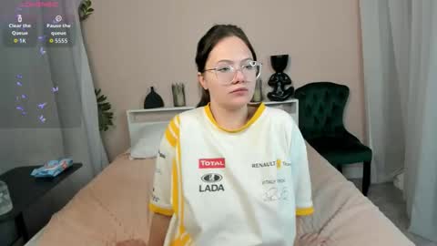 Taya online show from September 28, 7:03 am