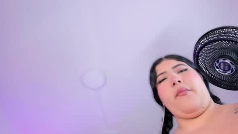 Snapshot of amberinihoffman chatting on October 26, 12:11 pm Amber  online show from October 26, 12:11 pm