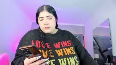 Snapshot of amberinihoffman chatting on October 23, 12:00 pm Amber  online show from October 23, 12:00 pm