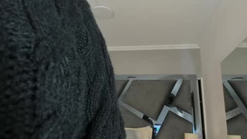 Snapshot of amberinihoffman chatting on March 5, 11:38 am Amber  online show from March 5, 11:38 am