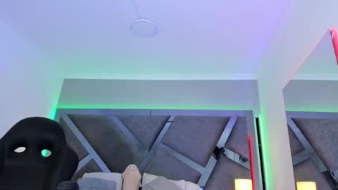 Snapshot of amberinihoffman chatting on March 7, 11:40 am Amber  online show from March 7, 11:40 am