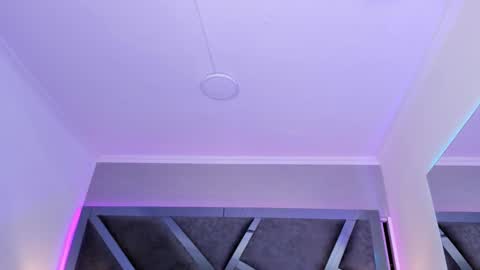 Snapshot of amberinihoffman chatting on March 3, 11:47 am Amber  online show from March 3, 11:47 am