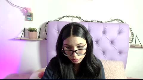 Snapshot of amberjeong chatting on February 3, 9:50 pm Amber Jeong online show from February 3, 9:50 pm