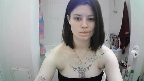 Snapshot of amberlyanick chatting on September 9, 1:33 pm Morgan online show from September 9, 1:33 pm