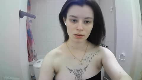 Snapshot of amberlyanick chatting on September 10, 1:44 pm Morgan online show from September 10, 1:44 pm
